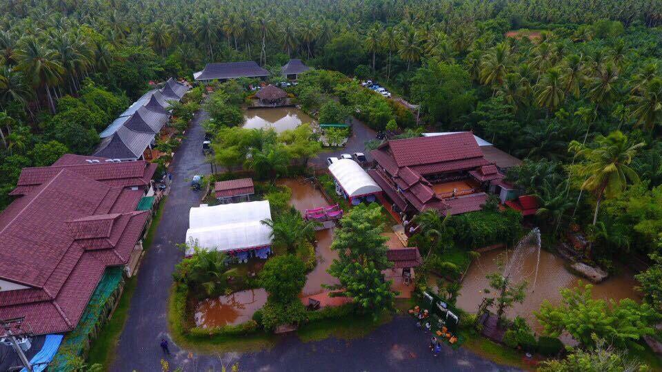 Ruean Thai Nai Bang By Pansak Resort Surat Thani Luaran gambar